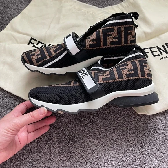 FENDI sneakers size 38 - Picture 8 of 12